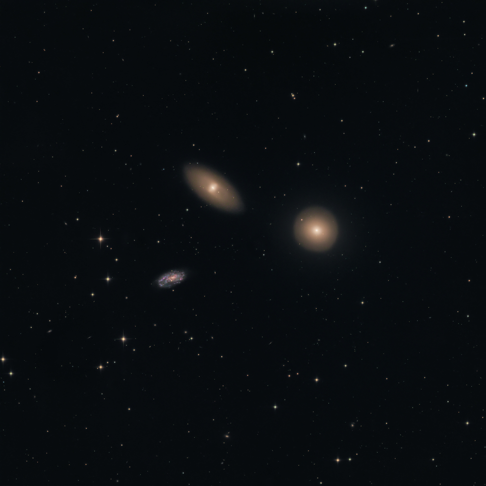 Another Galaxy Trio in Leo, incl. M105