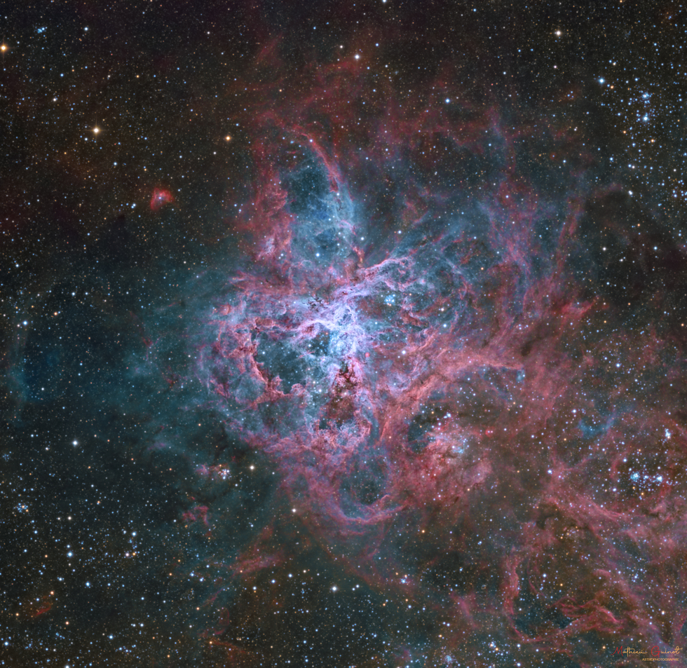 The Tarantula Nebula LRGB-HO with CHI-1