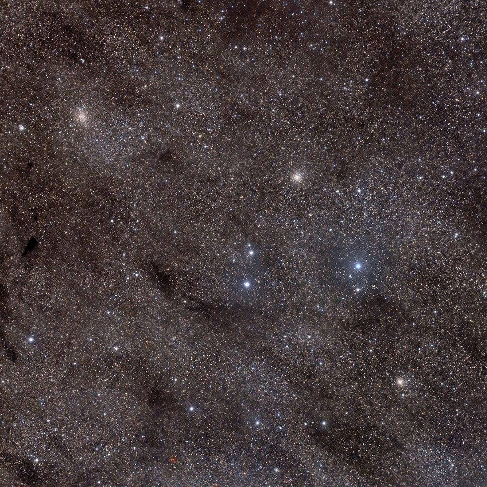 Globular Cluster Triplet in Ophiuchus