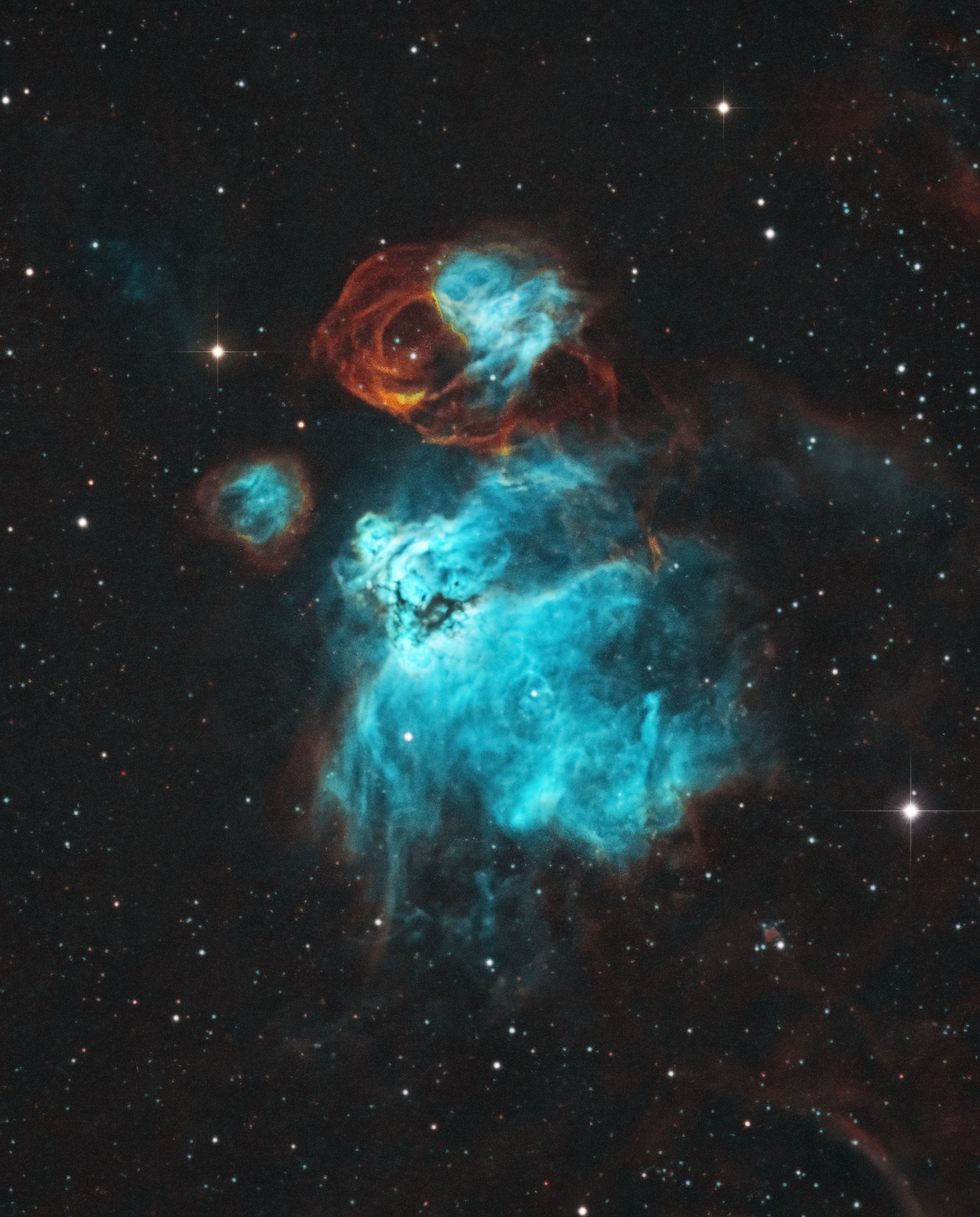 NGC 2030, 2032 & 2040