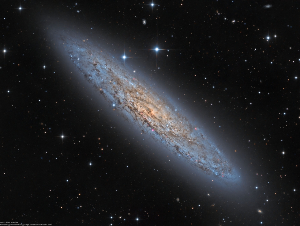 Dust lanes in the Sculptor Galaxy
