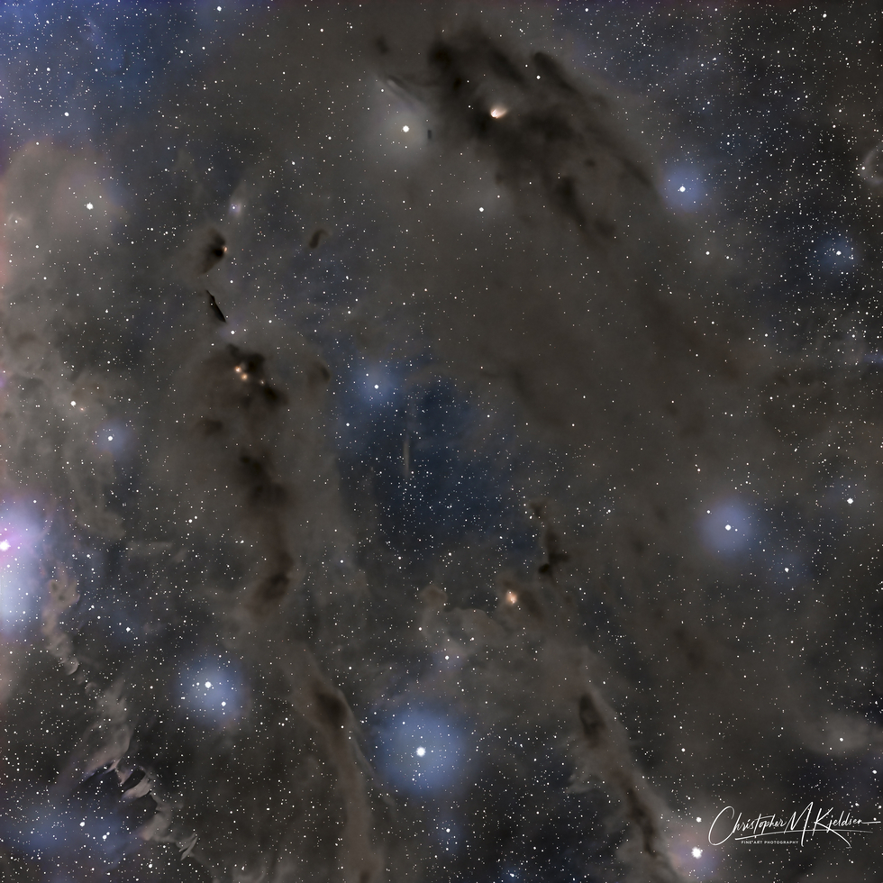 Barnard 22 - Taurus Dark Cloud Nebula 