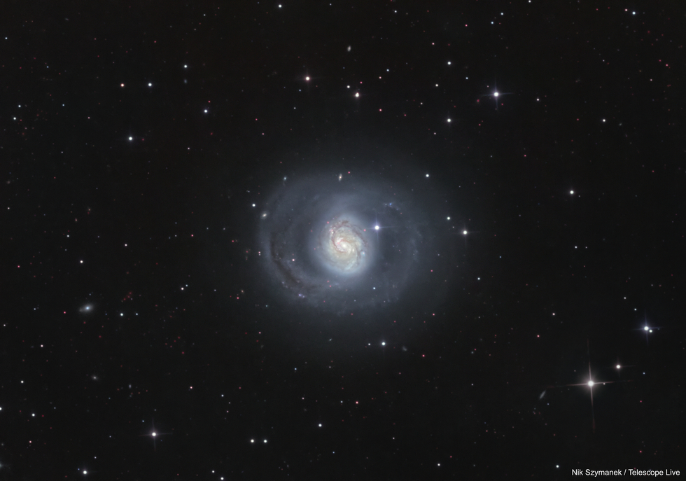 M77