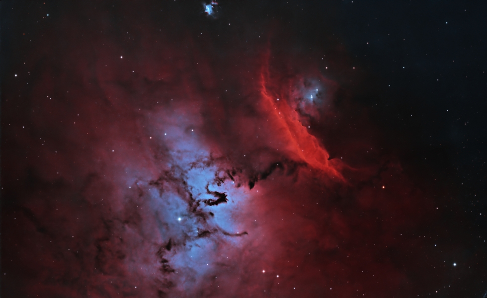 IC 4685