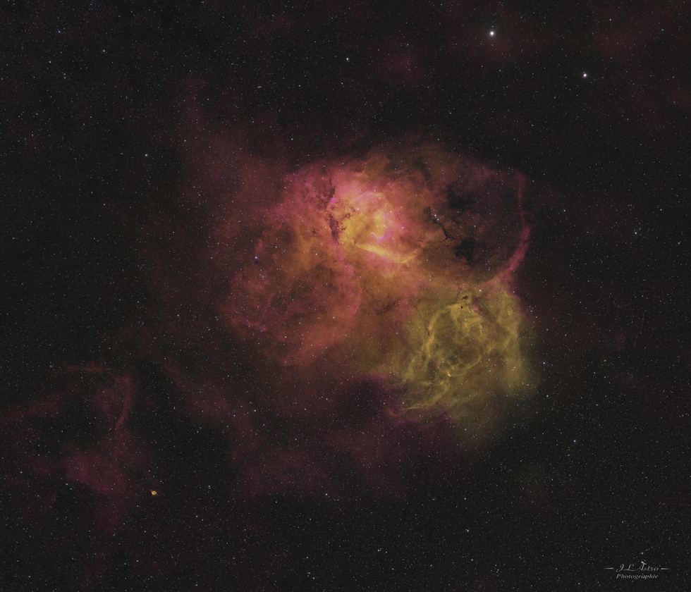 SH2-132 The Lion Nebula