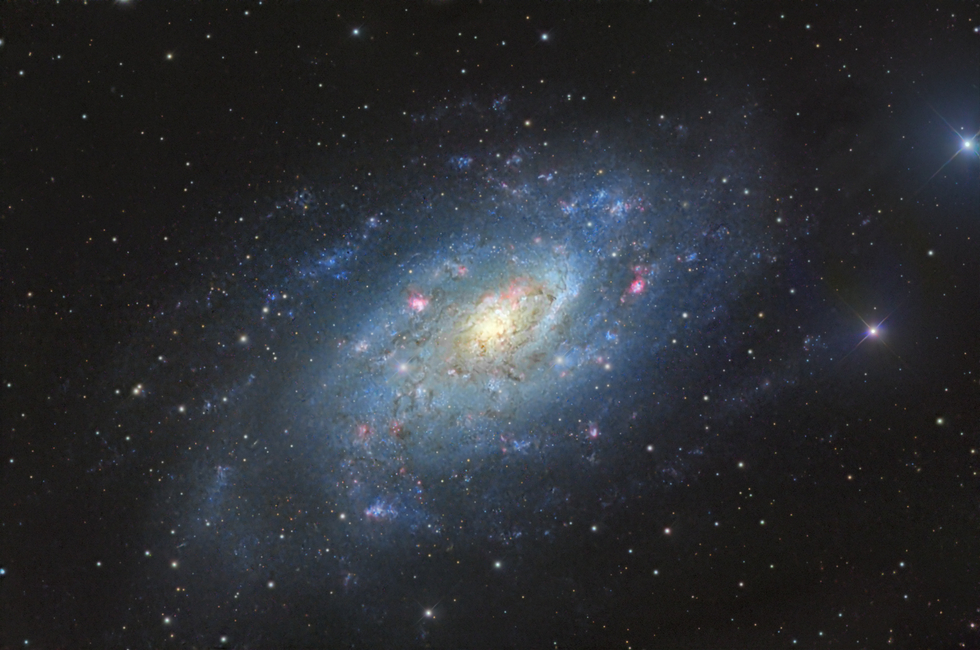 NGC2403