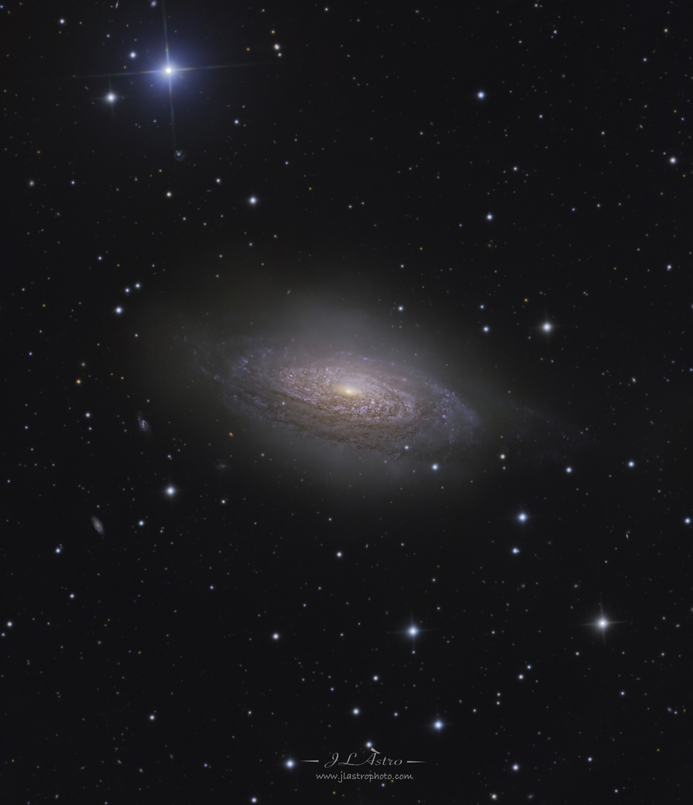 NGC3521