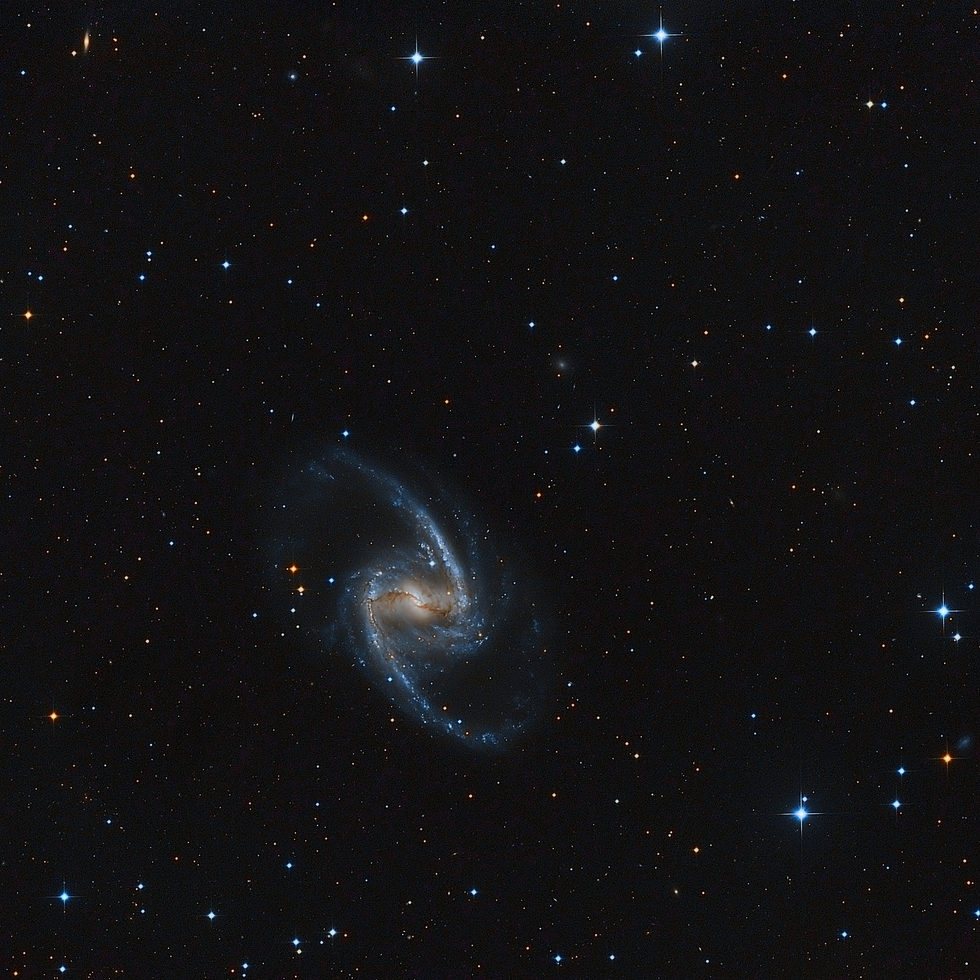 Great barred spiral galaxy in Fornax