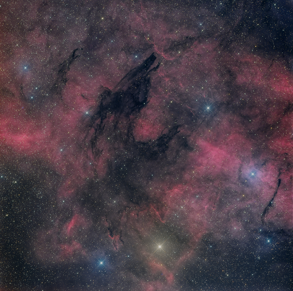 Dark Wolf Nebula with CHI-4