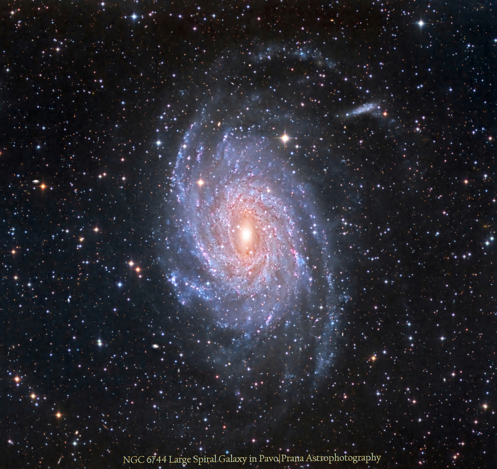 NGC6744 (RGB/vertical)